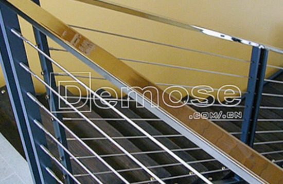 提升家居品质，从精心设计的室内楼梯栏杆开始