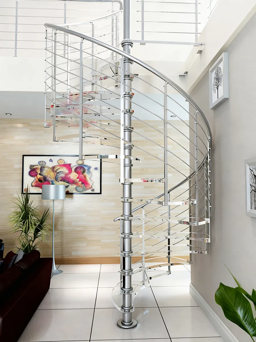 中柱旋转楼梯